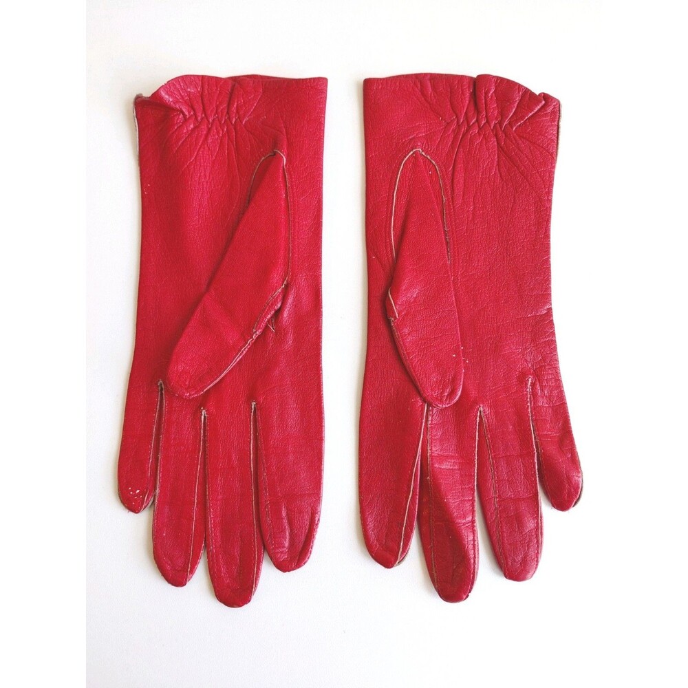 Vtg Grandoe Soapable Red Unlined Leather Women's Wrist Length gloves Size 6.5